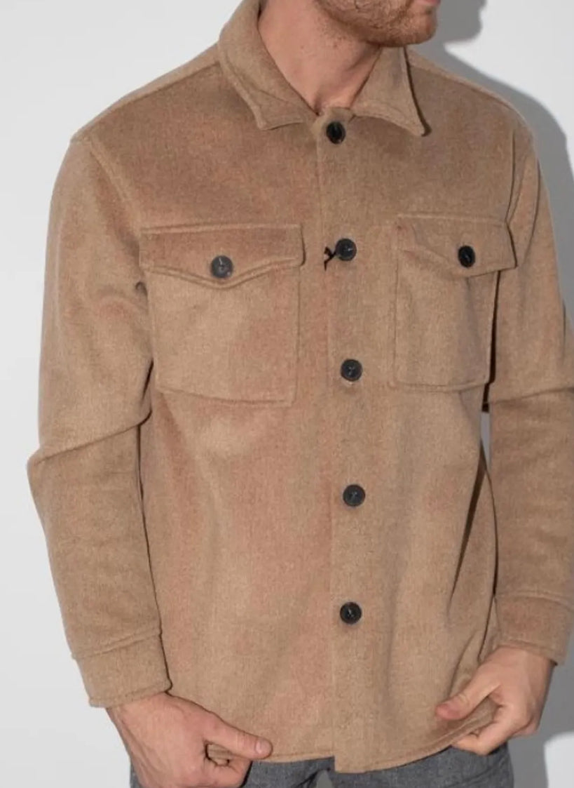 Jacke Brown