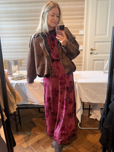 Laden Sie das Bild in den Galerie-Viewer, Jacke
