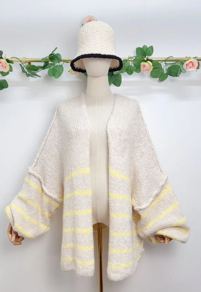 Vorbestellung Jacke Strick